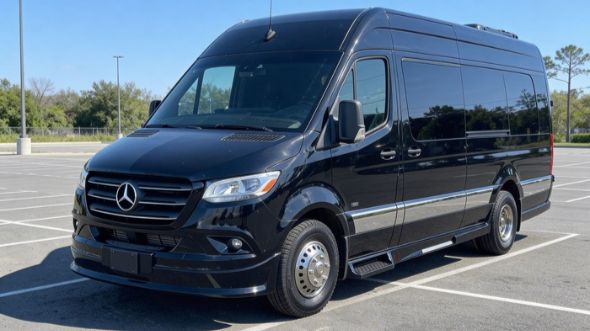 nashville 8 passenger sprinter van
