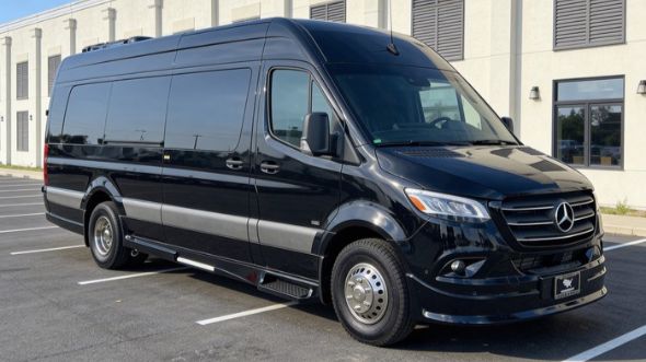 nashville airport sprinter van service