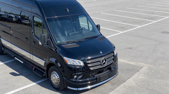 nashville sporting event sprinter van rental